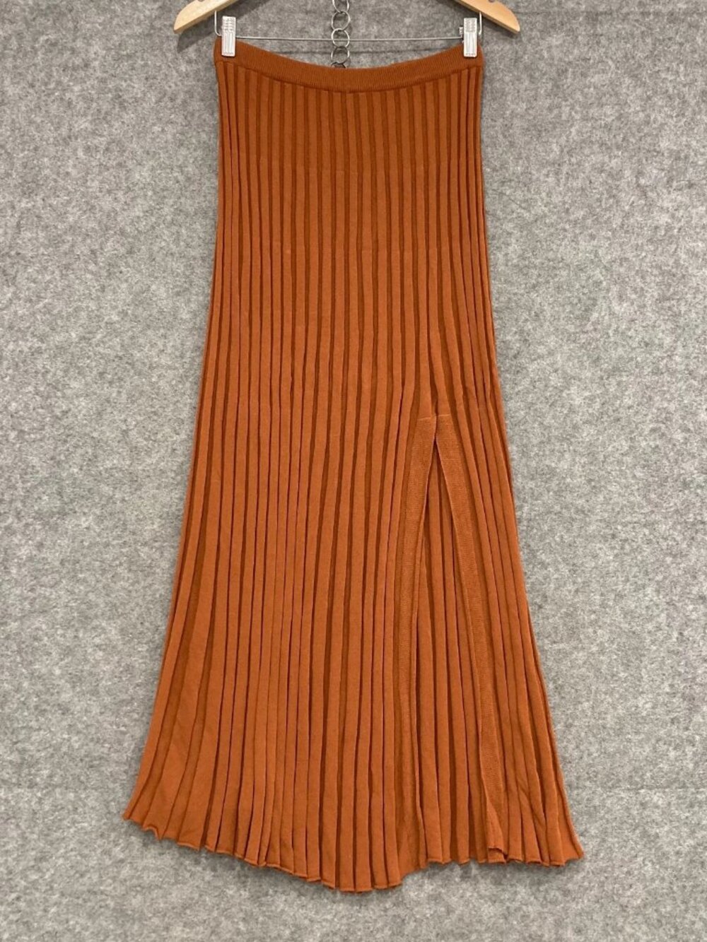 Dissh Skirt Womens Size Medium Brown Maxi Knit Ribbed Elastic Waist 50711